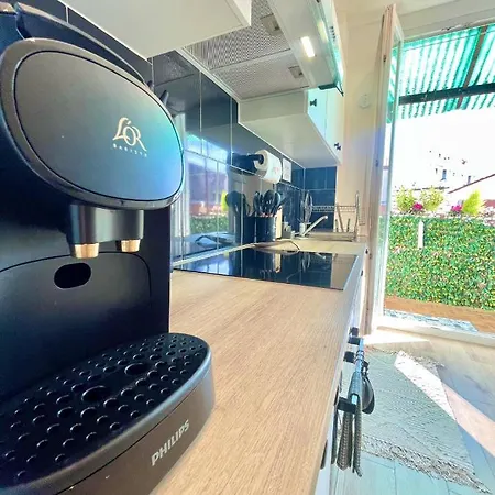 Defoy Getaway - Antibes