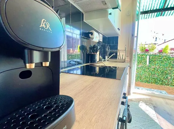 Defoy Getaway - Antibes